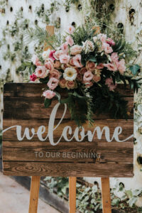 שלט כניסה מעוצב פרחוני